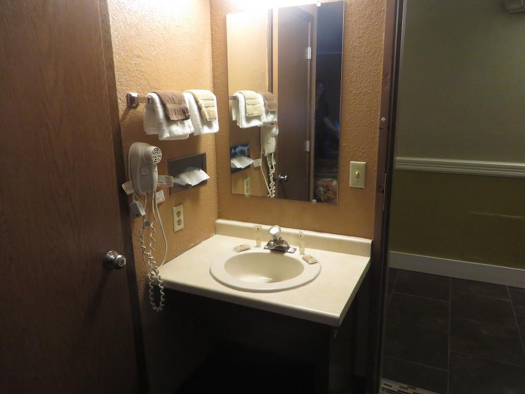 Riverside Suites North Mankato Rum bild